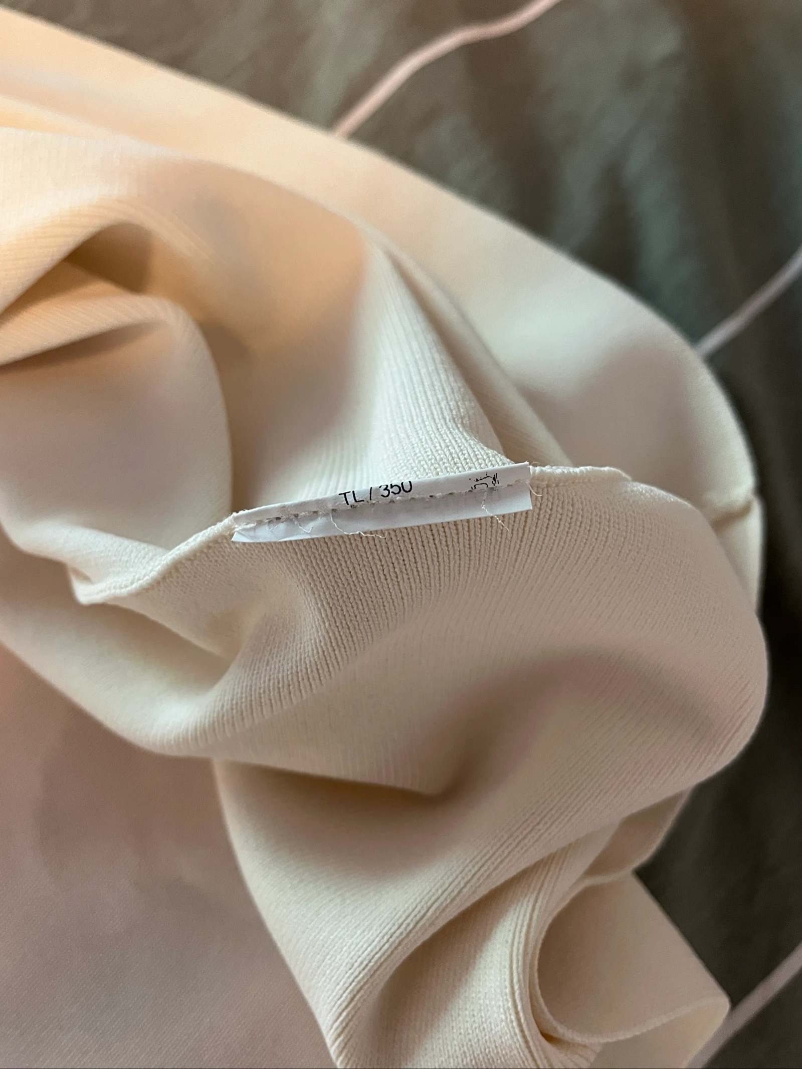 Robe Morgan marfim TL – photo 5